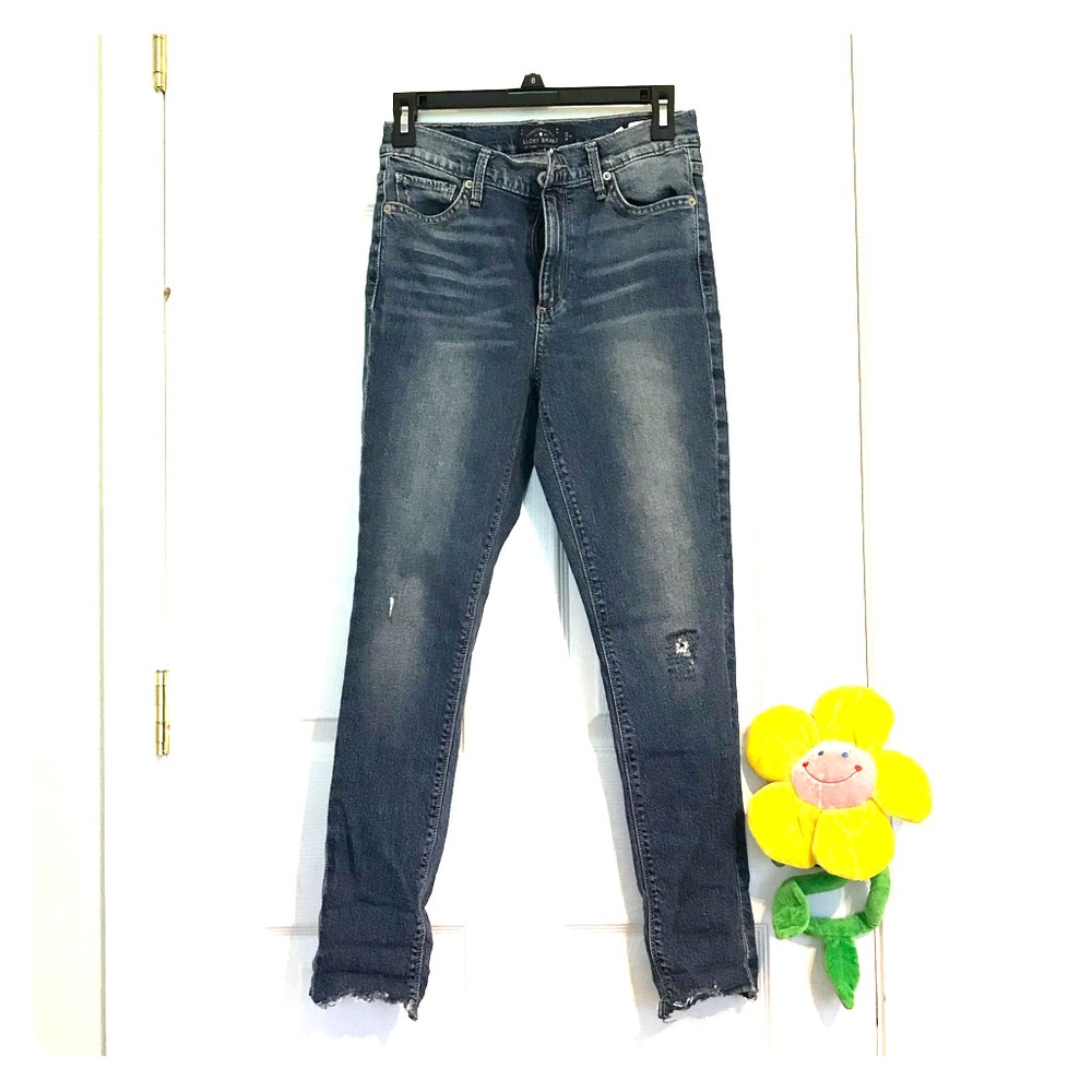 Lucky Brand size 6/28 destroyed hem Jeans